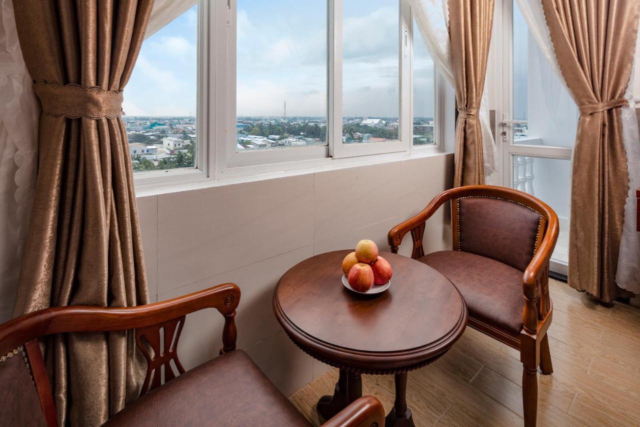 Phuc Ngoc Hotel Rach Gia Exterior photo